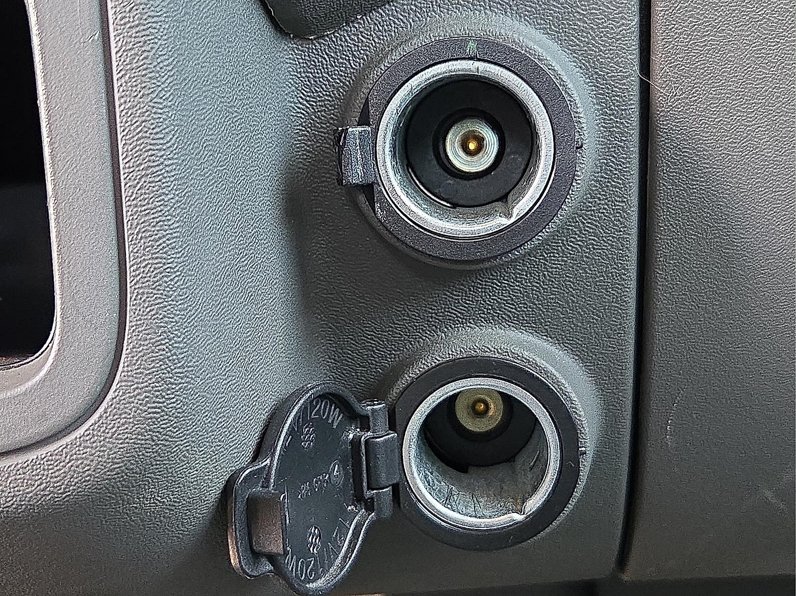 2016 Nissan Frontier Desert Runner