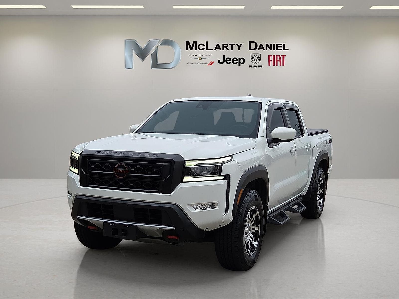 2023 Nissan Frontier Crew Cab PRO-4X 4x4