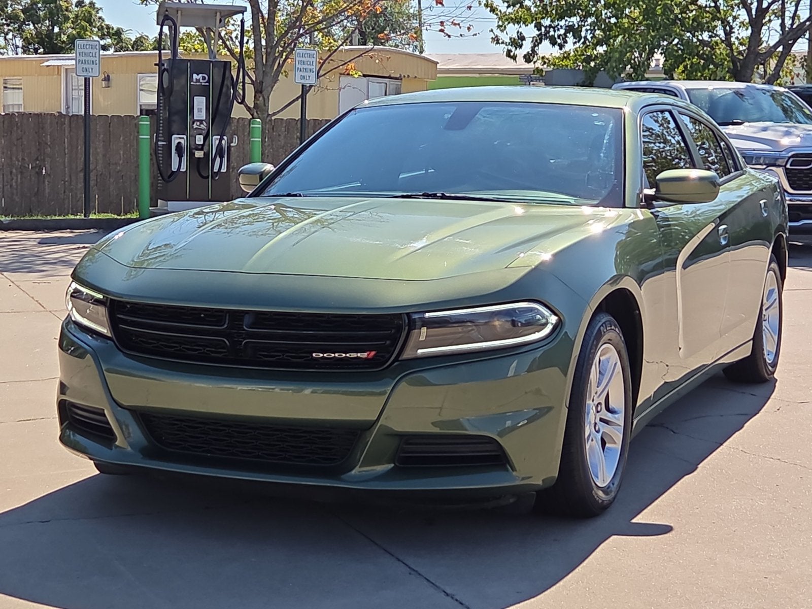 2022 Dodge Charger SXT RWD