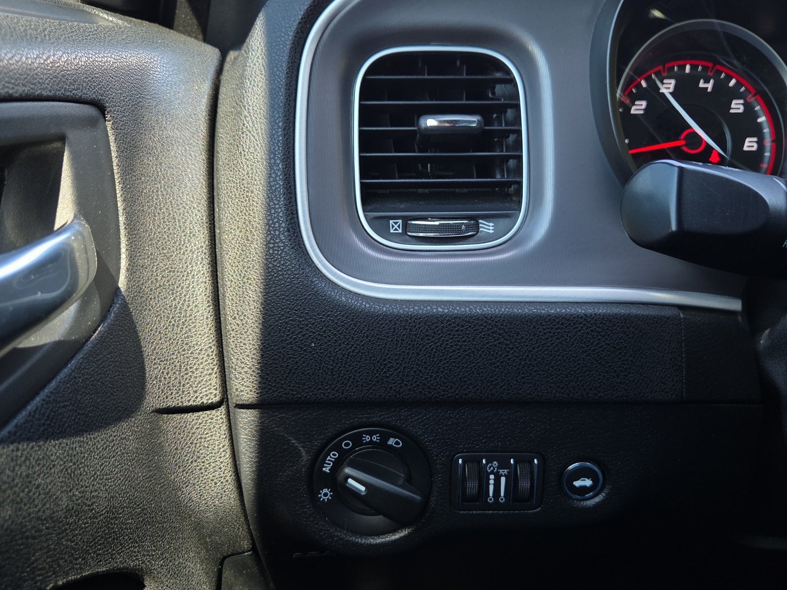 2022 Dodge Charger SXT RWD