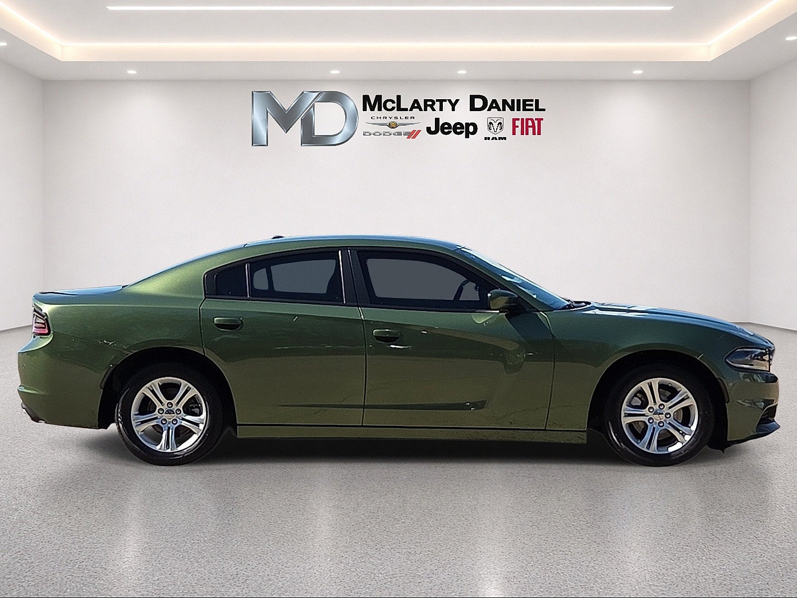 2022 Dodge Charger SXT RWD