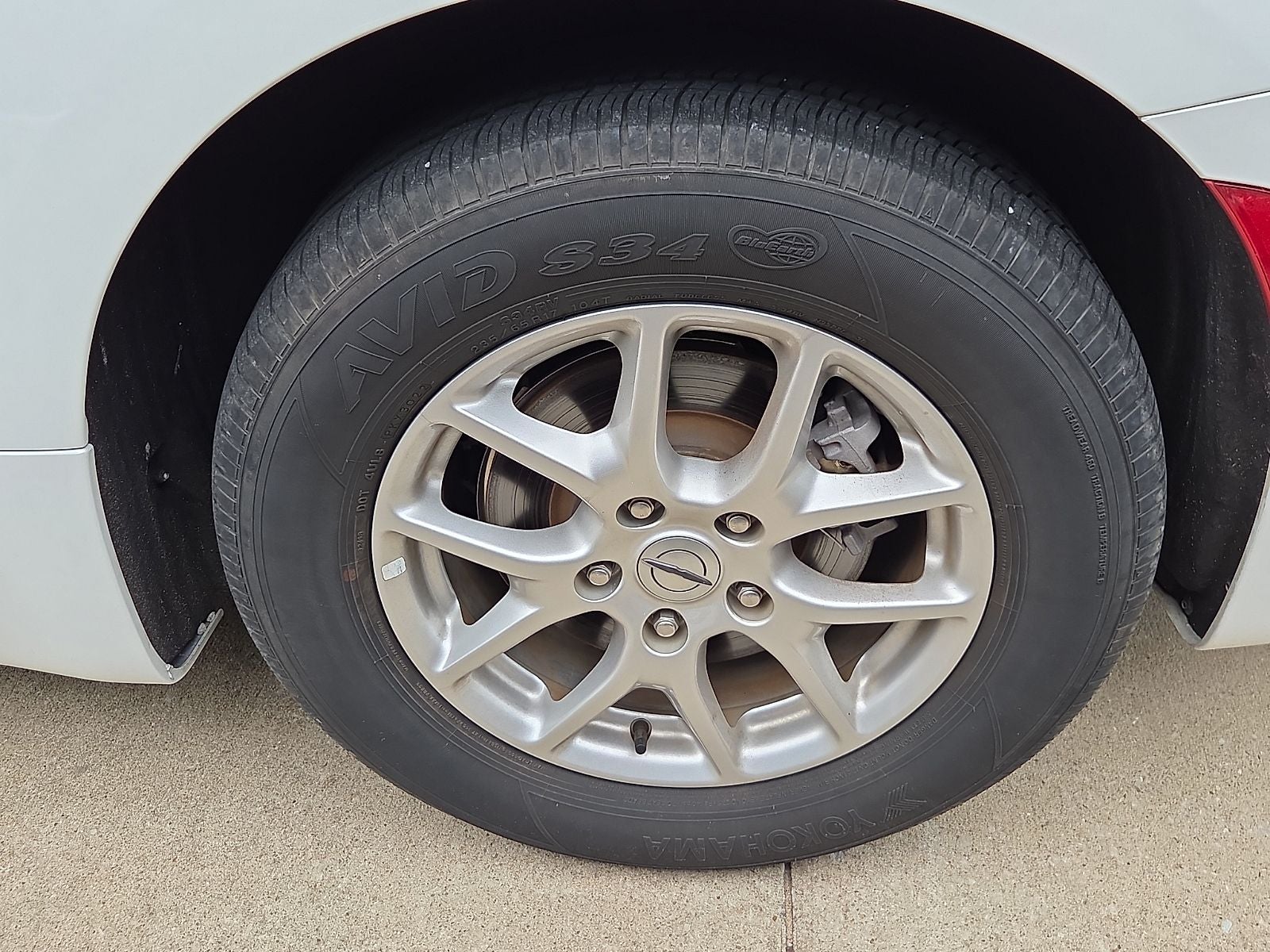 2023 Chrysler Voyager LX