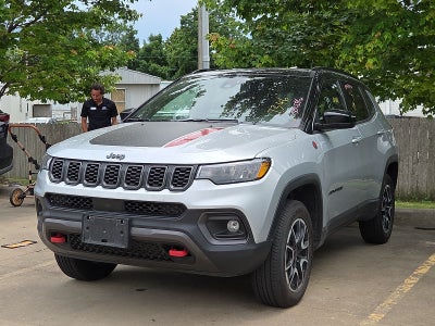 2025 Jeep Compass Trailhawk 4x4