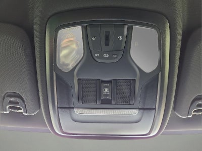 2024 RAM 3500 Tradesman Crew Cab 4x4 6'4' Box