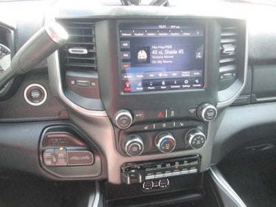 2021 RAM 3500 Big Horn Crew Cab 4x4 8' Box