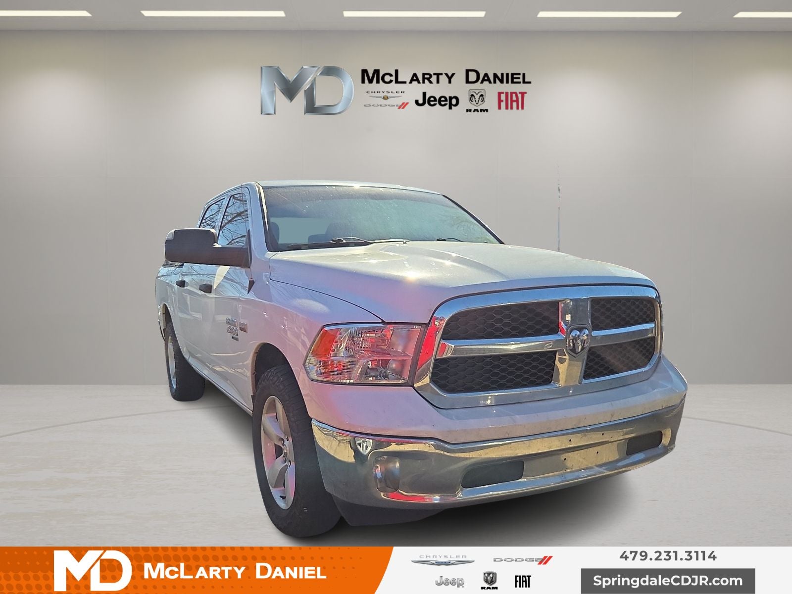 2022 RAM 1500 Classic Tradesman Crew Cab 4x4 5'7' Box