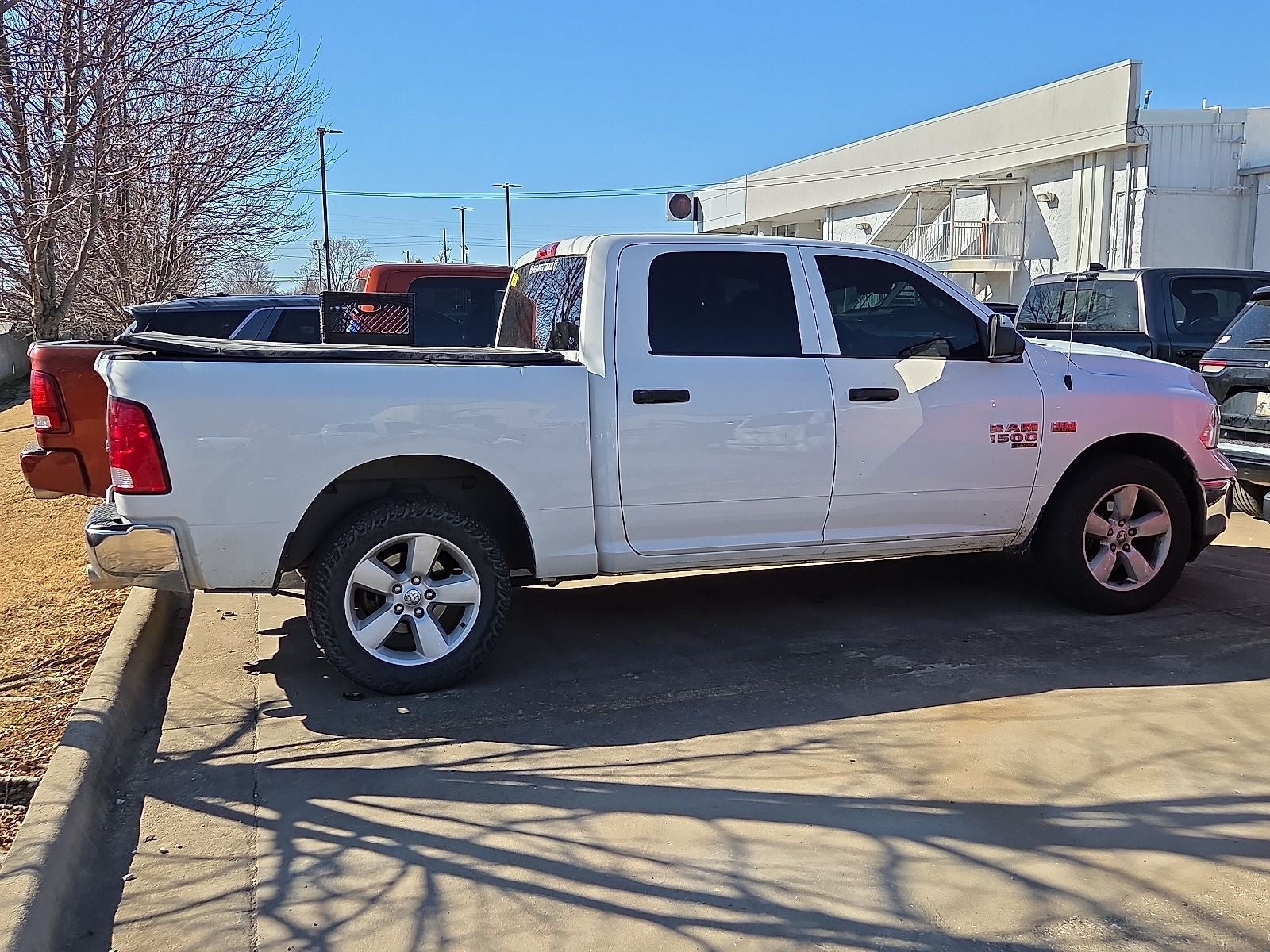 2022 RAM 1500 Classic Tradesman Crew Cab 4x4 5'7' Box