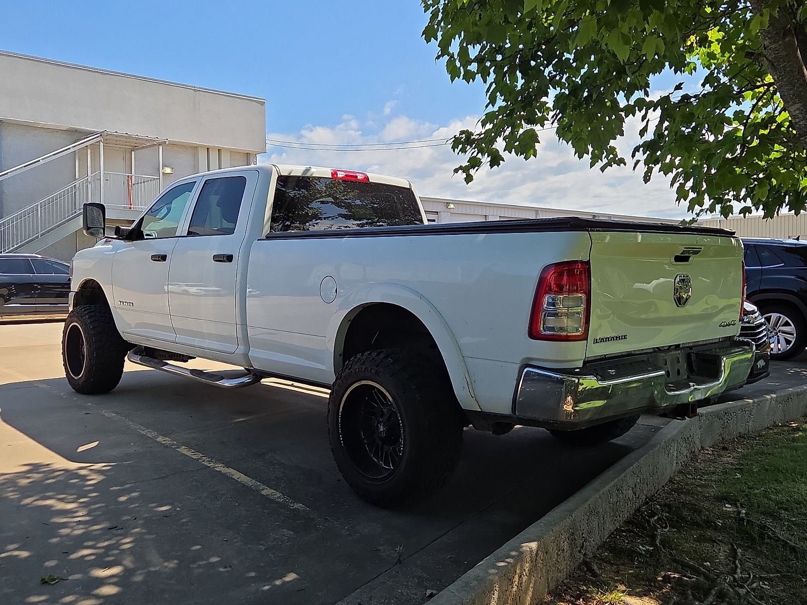 2022 RAM 2500 Tradesman Crew Cab 4x4 8' Box