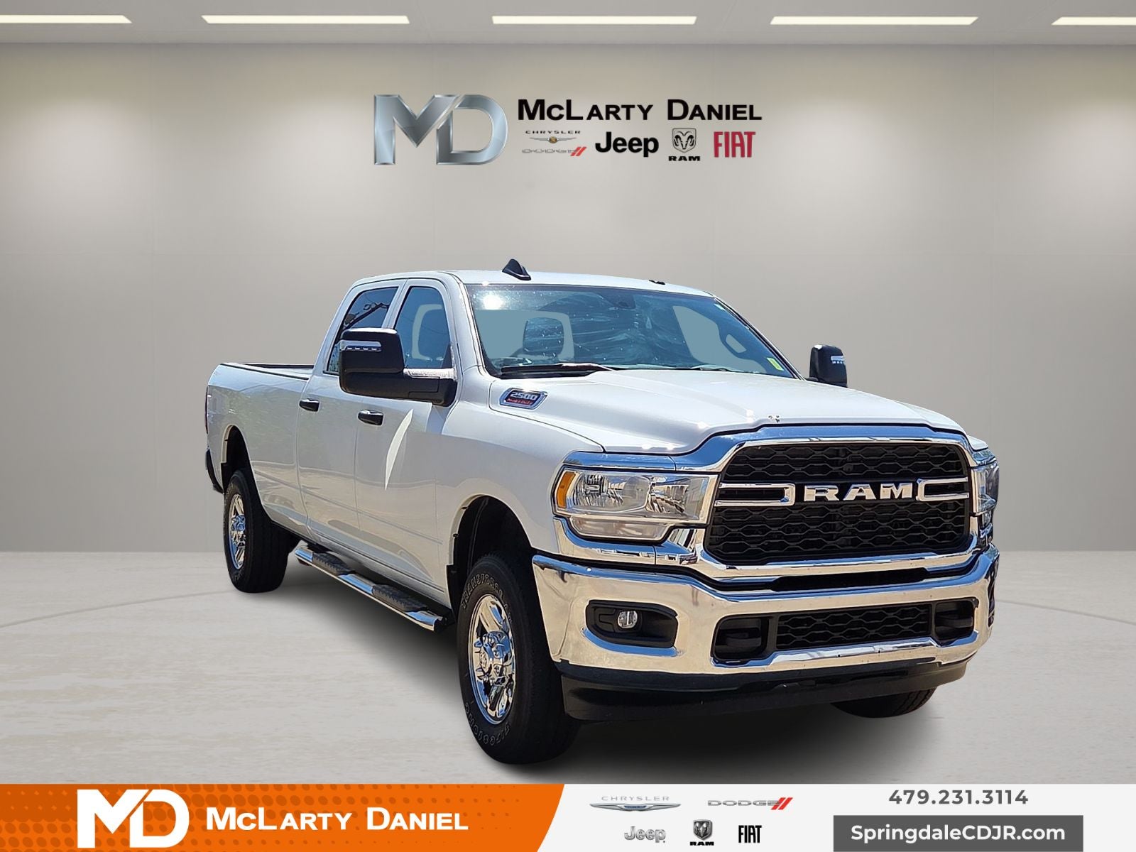 2023 RAM 2500 Tradesman Crew Cab 4x4 8' Box