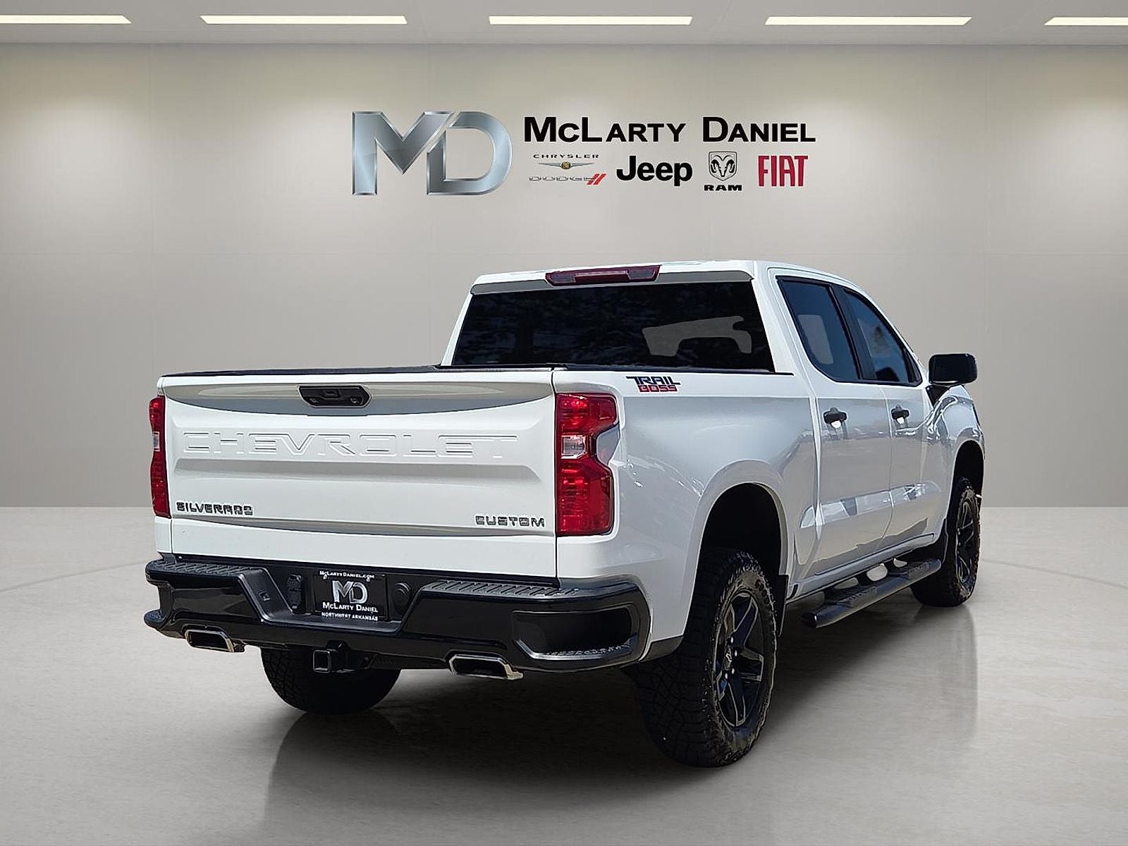 2025 Chevrolet Silverado 1500 4WD Crew Cab Short Bed Custom Trail Boss