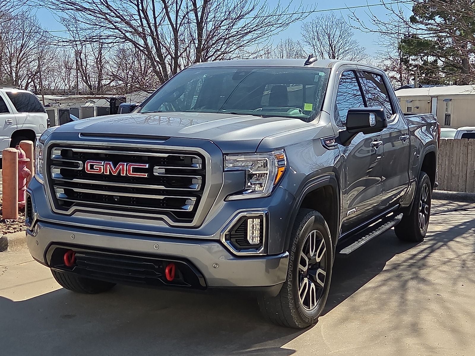 2022 GMC Sierra 1500 Limited 4WD Crew Cab Short Box AT4