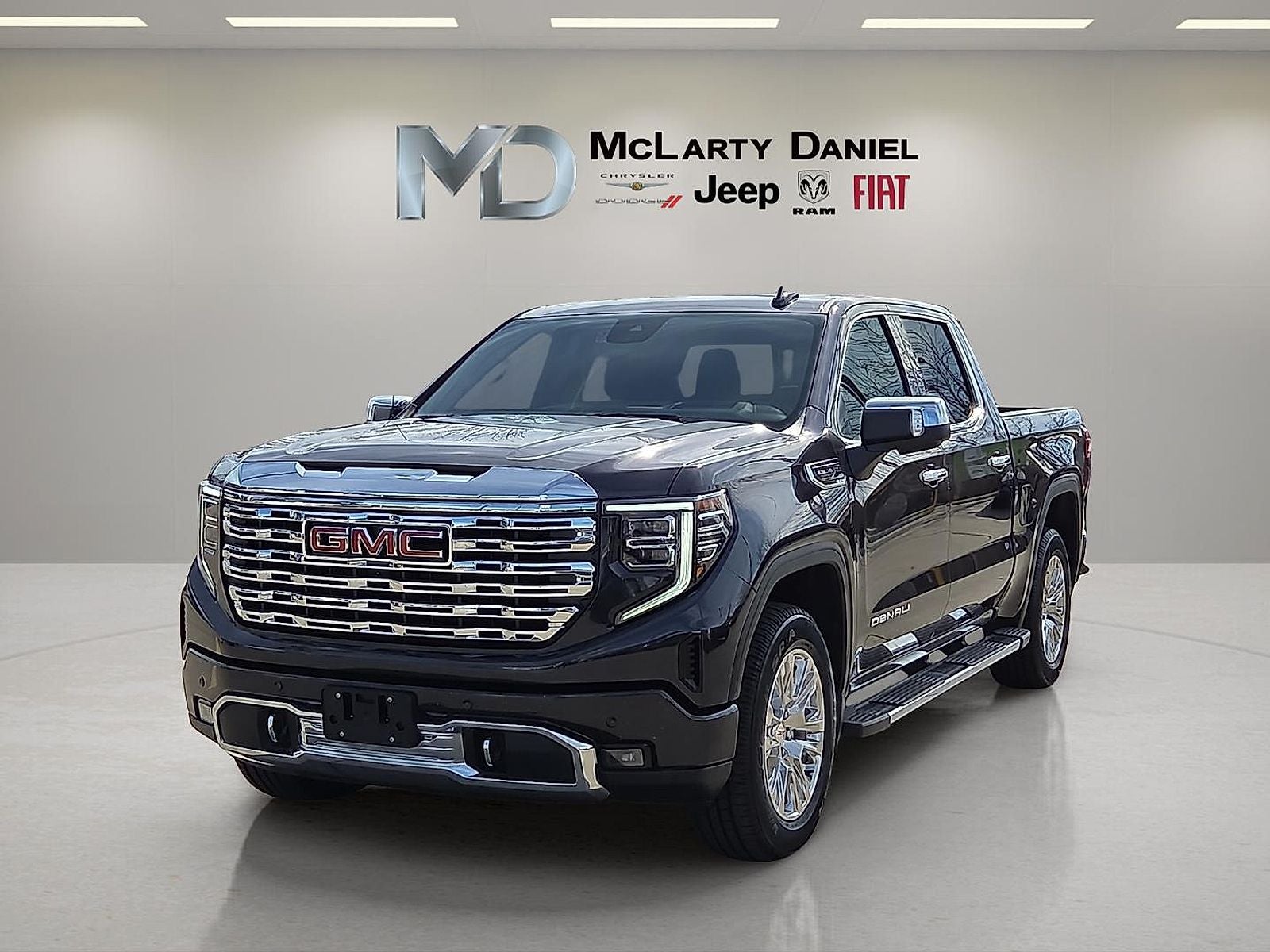2025 GMC Sierra 1500 4WD Crew Cab Short Box Denali