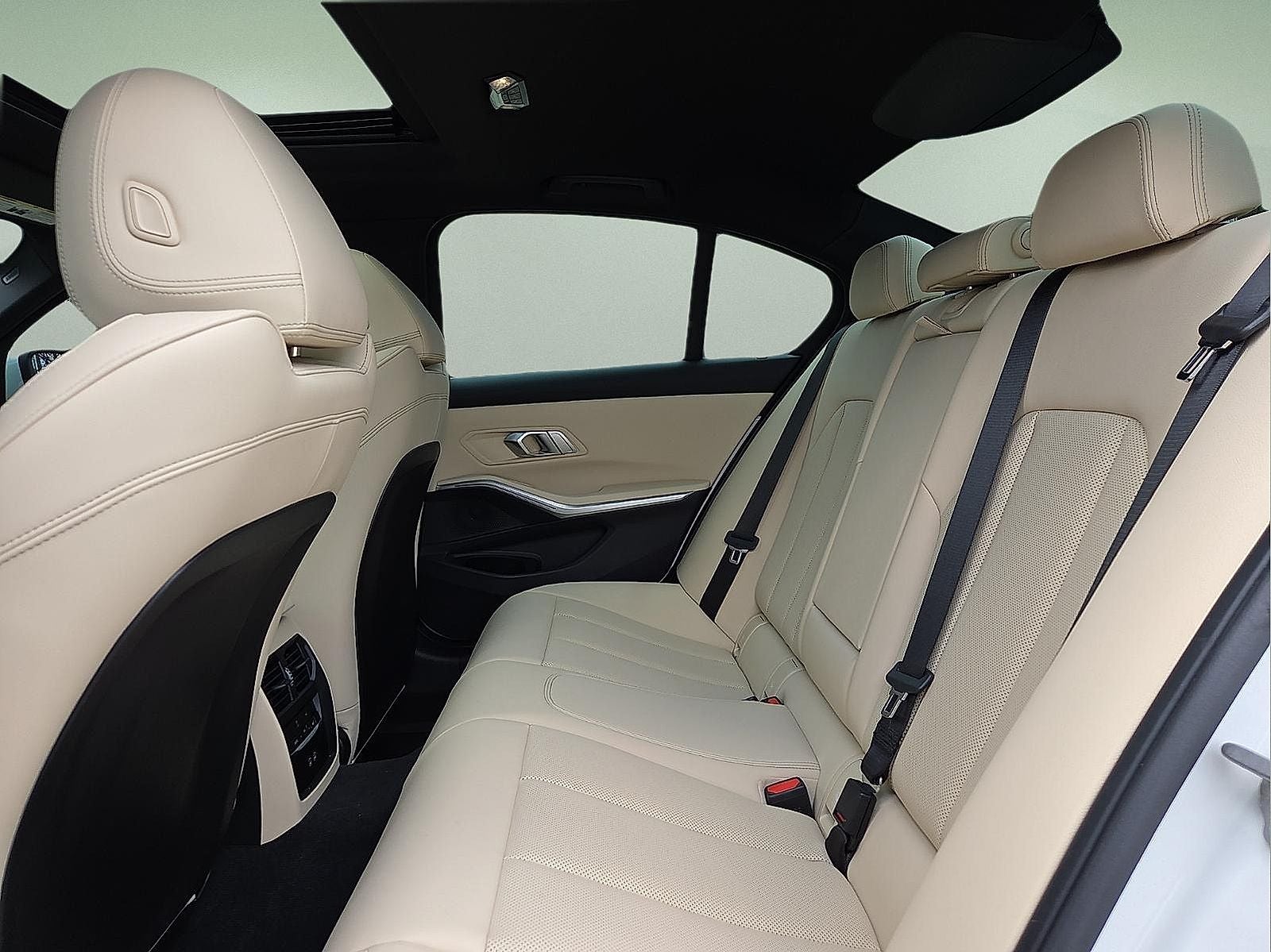 2026 BMW 330i NA