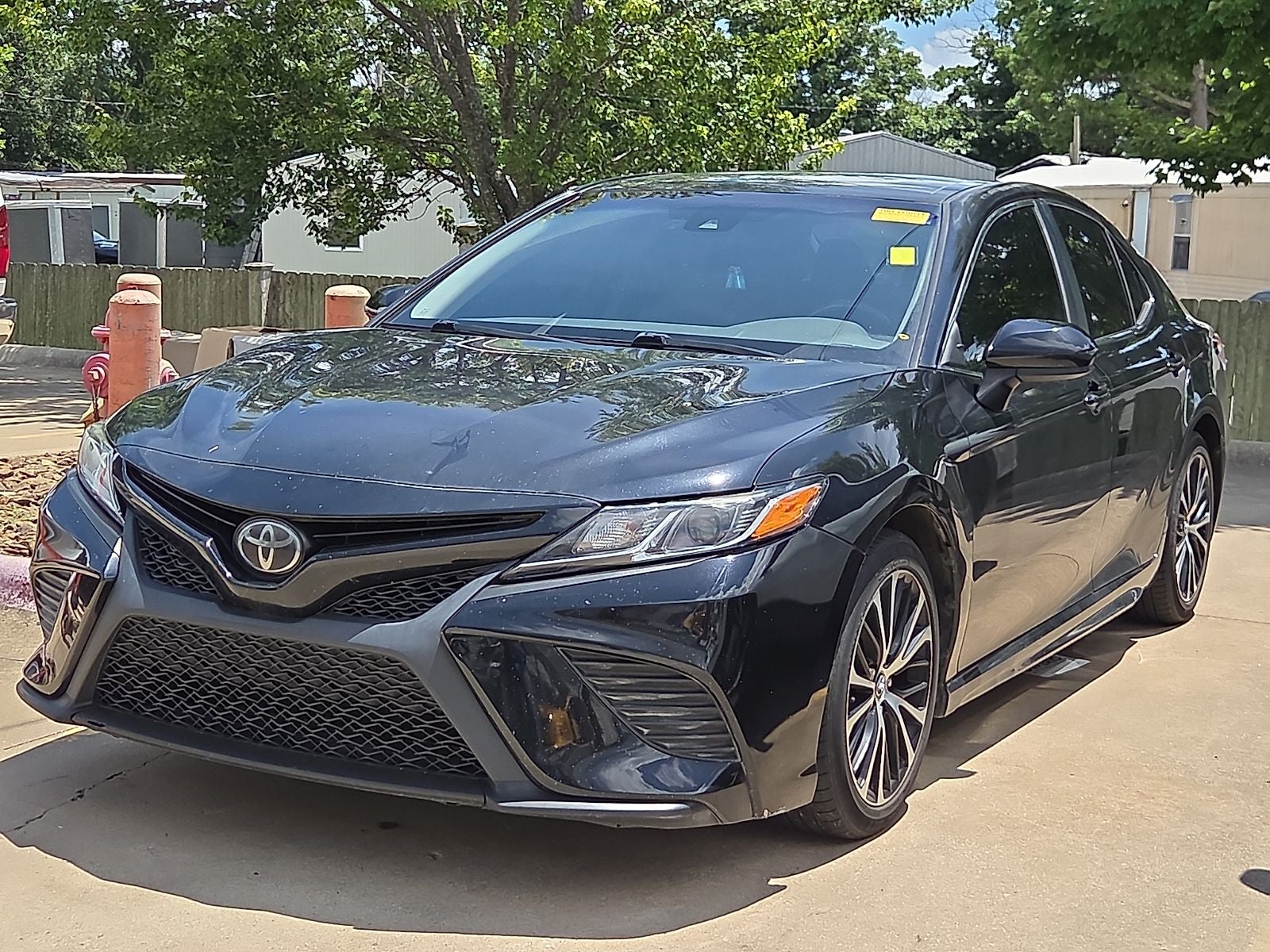 2020 Toyota Camry SE