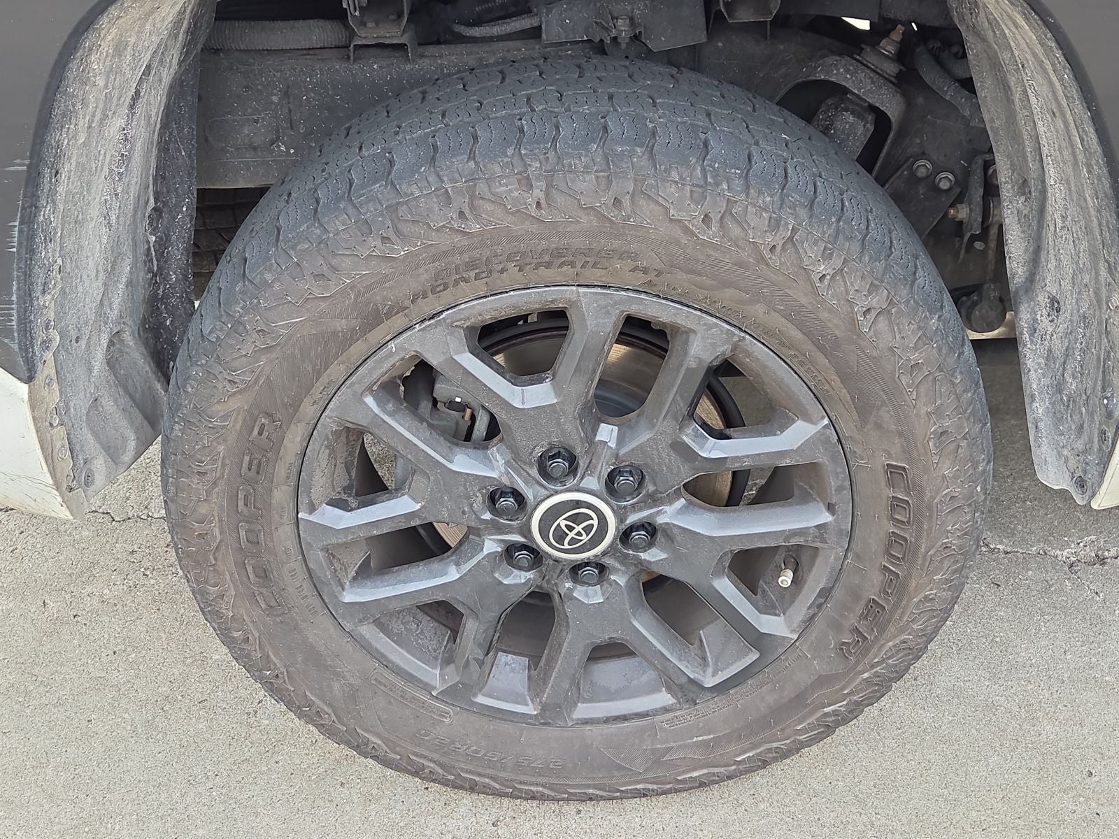 2024 Toyota Tundra Hybrid Platinum 4WD