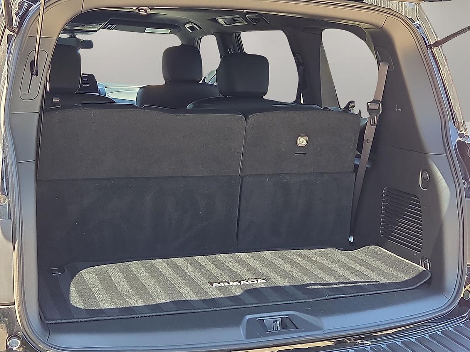 2024 Nissan Armada SL 2WD