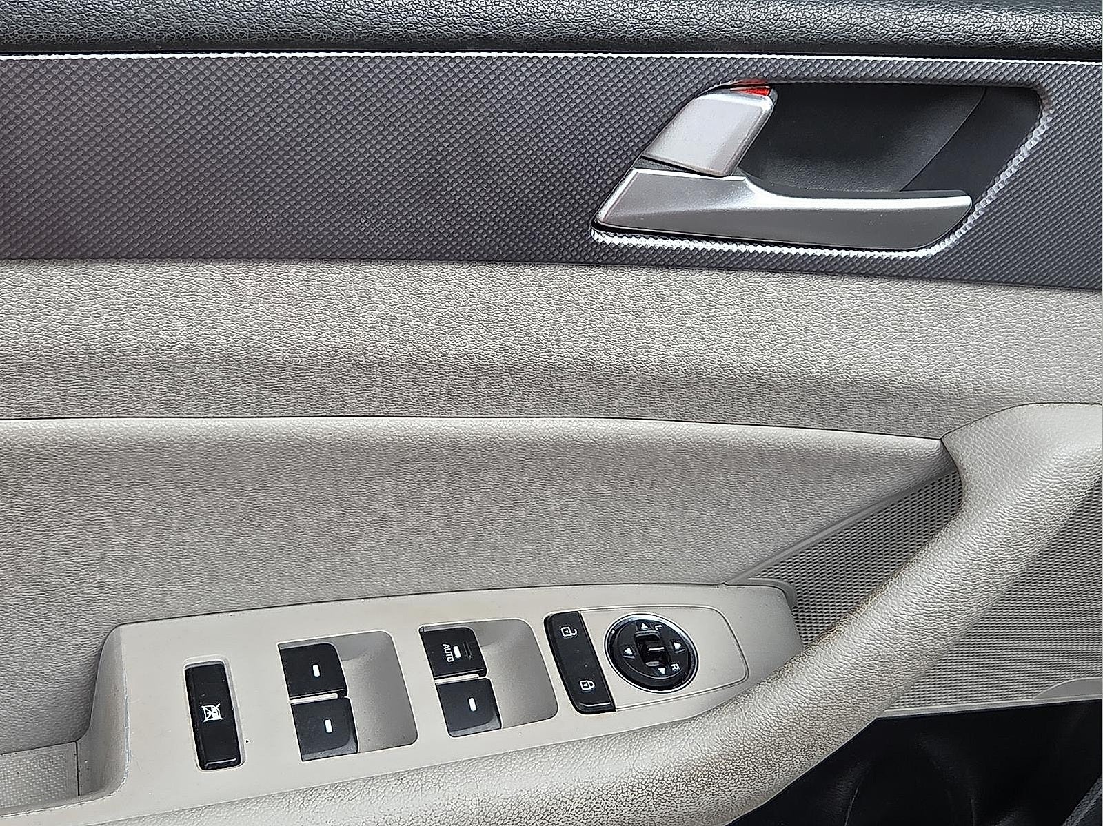 2016 Hyundai Sonata Hybrid SE