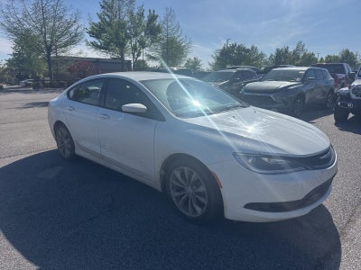 2015 Chrysler 200 S