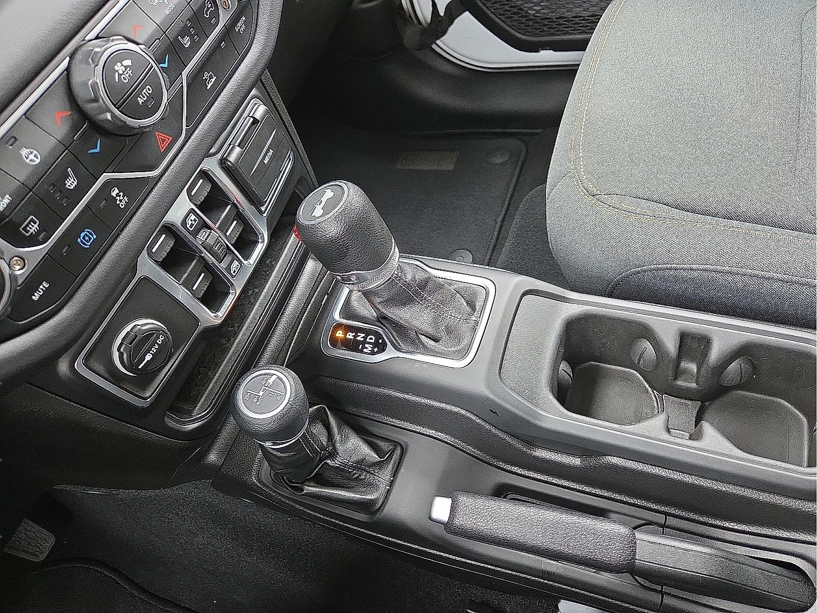 2025 Jeep Wrangler Sahara 4xe