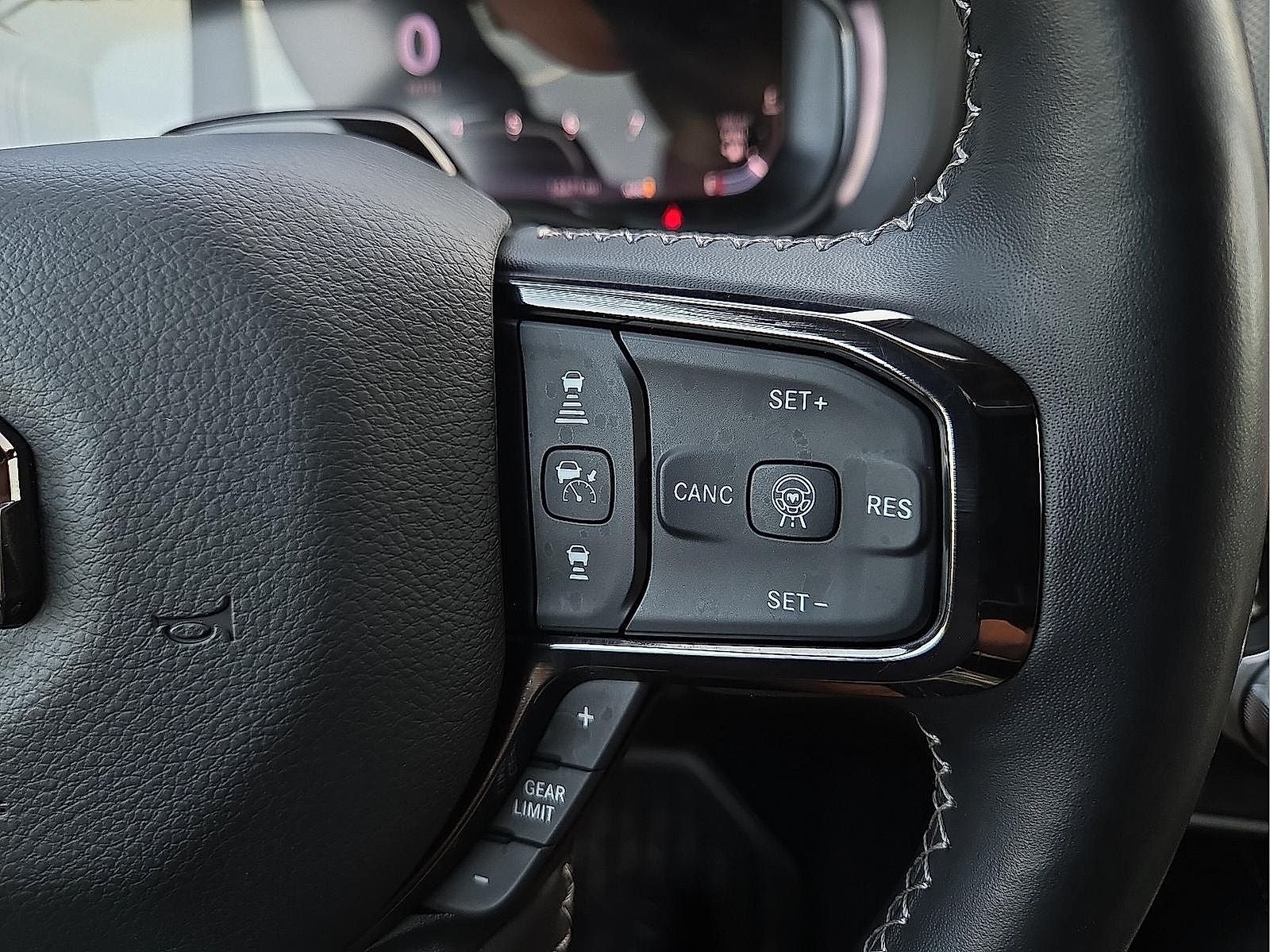 2025 RAM 1500 Limited