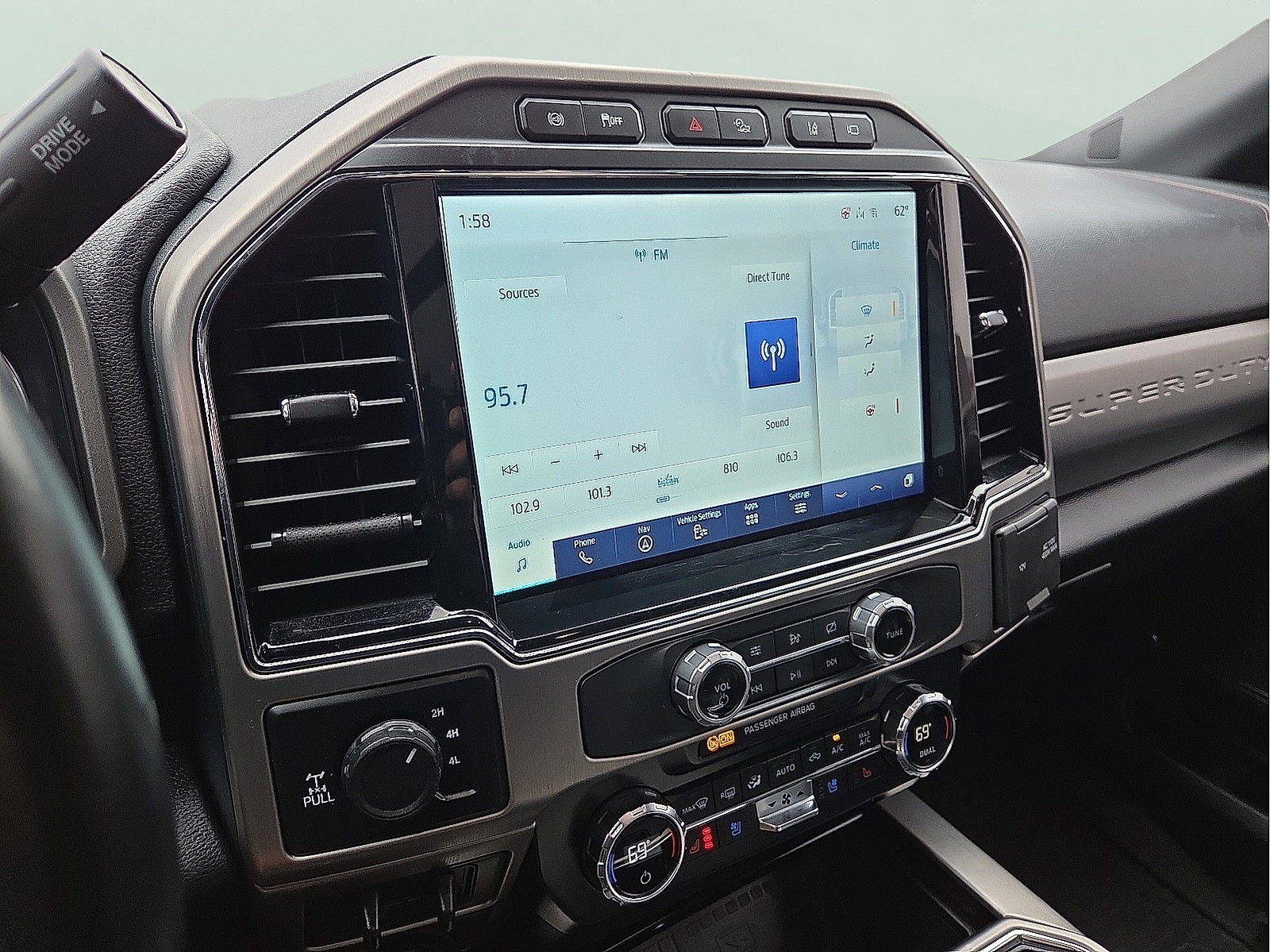 2022 Ford F-350SD Platinum