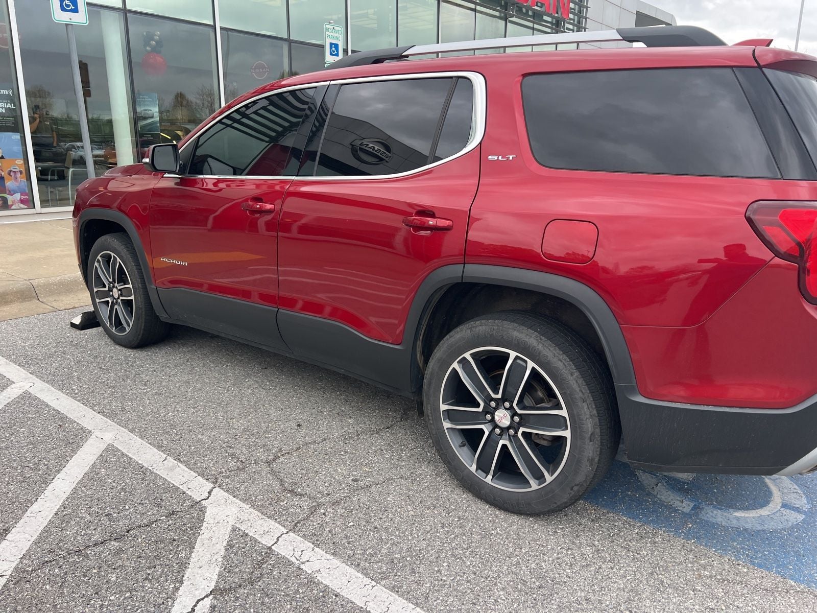 2021 GMC Acadia SLT