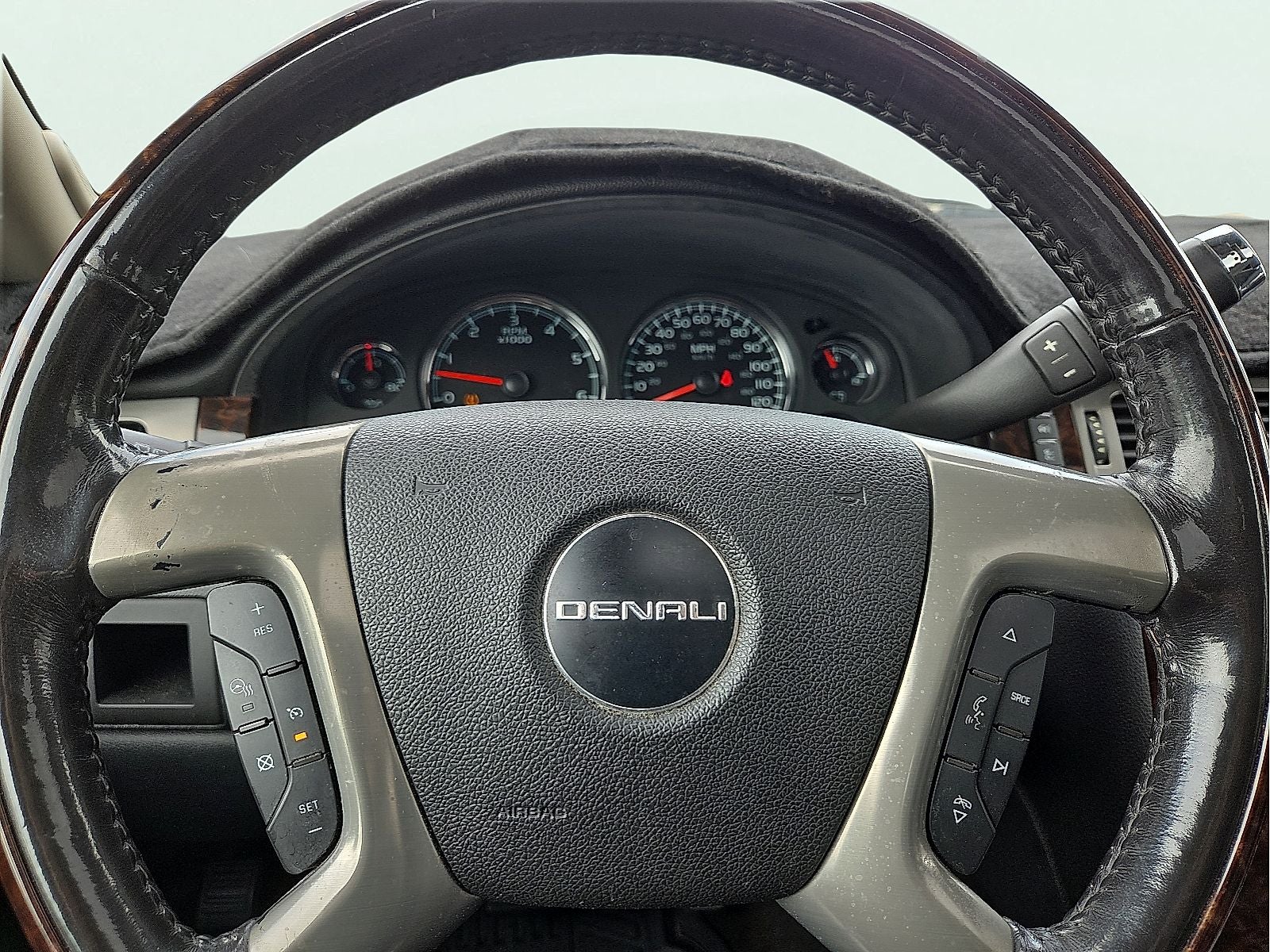 2010 GMC Yukon Denali