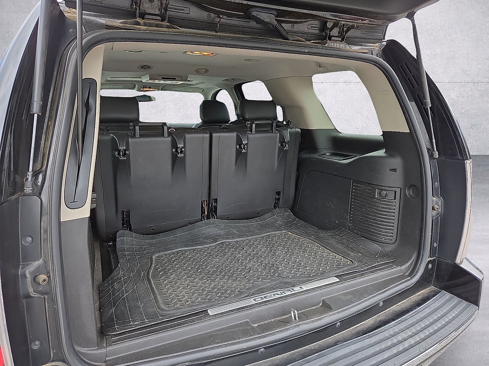 2010 GMC Yukon Denali