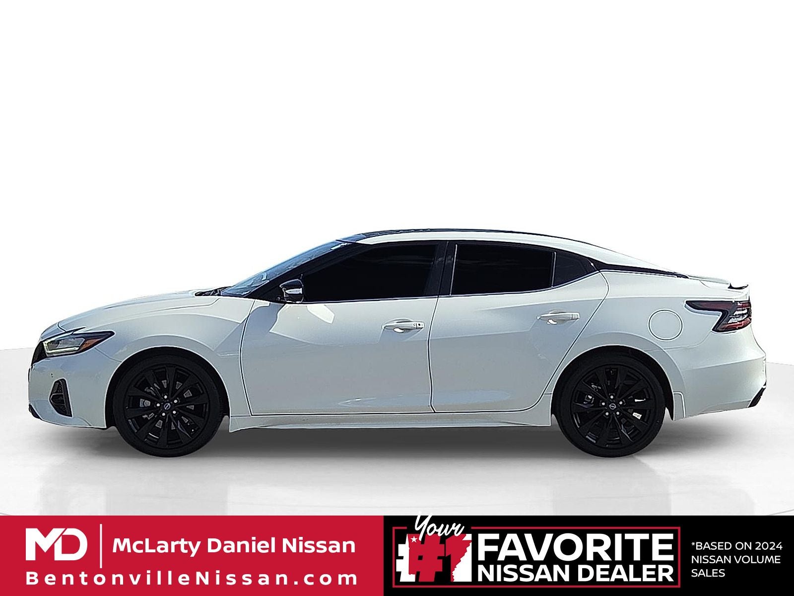 2023 Nissan Maxima SR