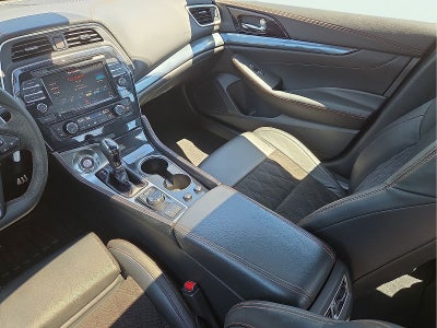 2020 Nissan Maxima SR