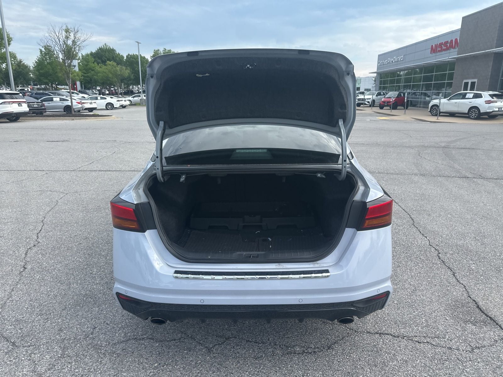 2023 Nissan Altima 2.5 SR