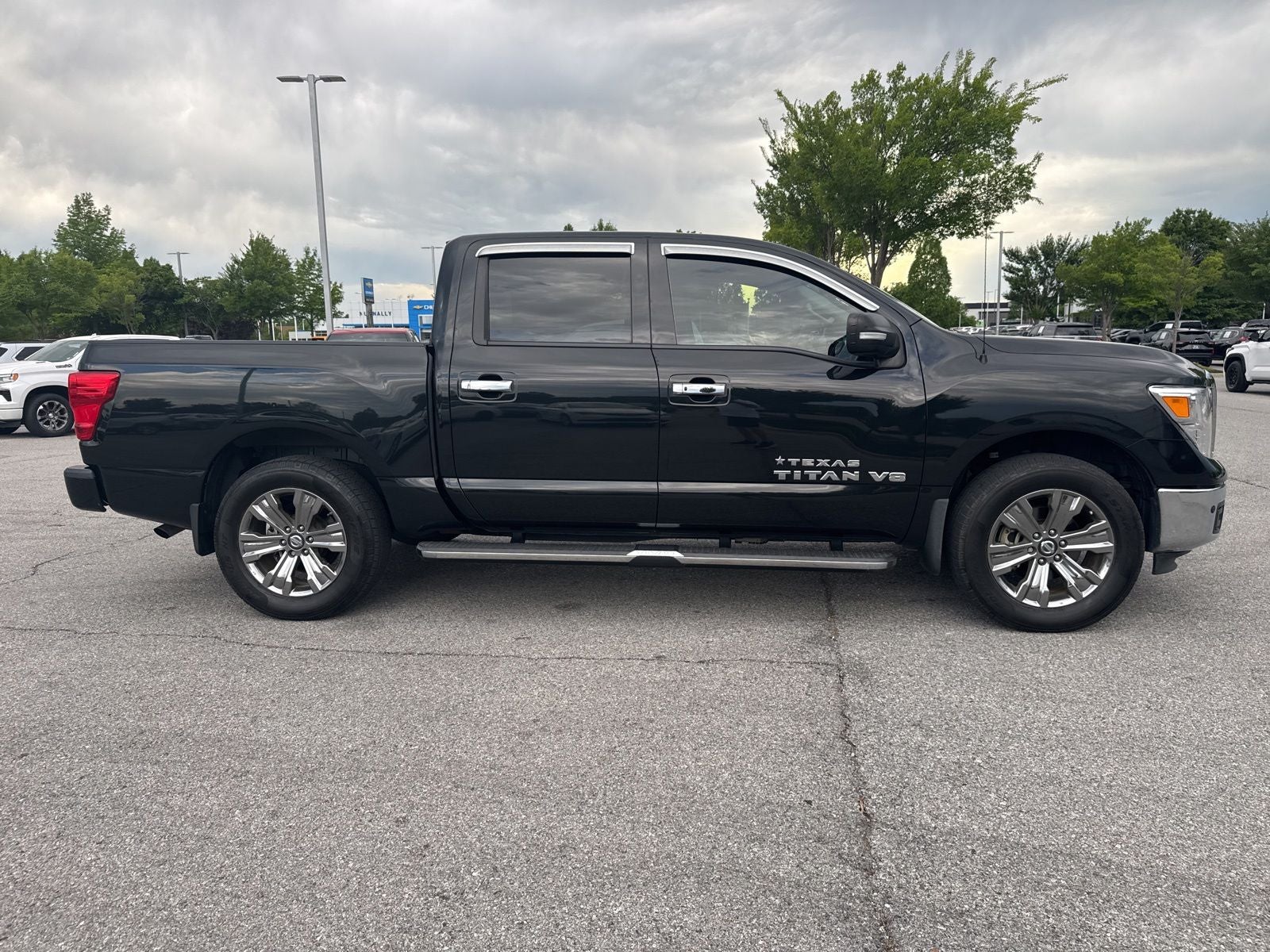 2018 Nissan Titan SV