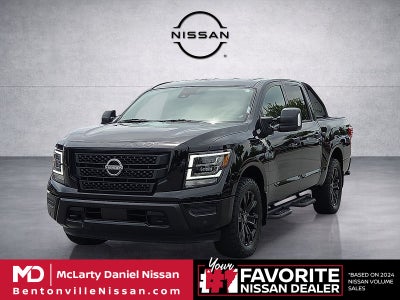 2023 Nissan Titan SV