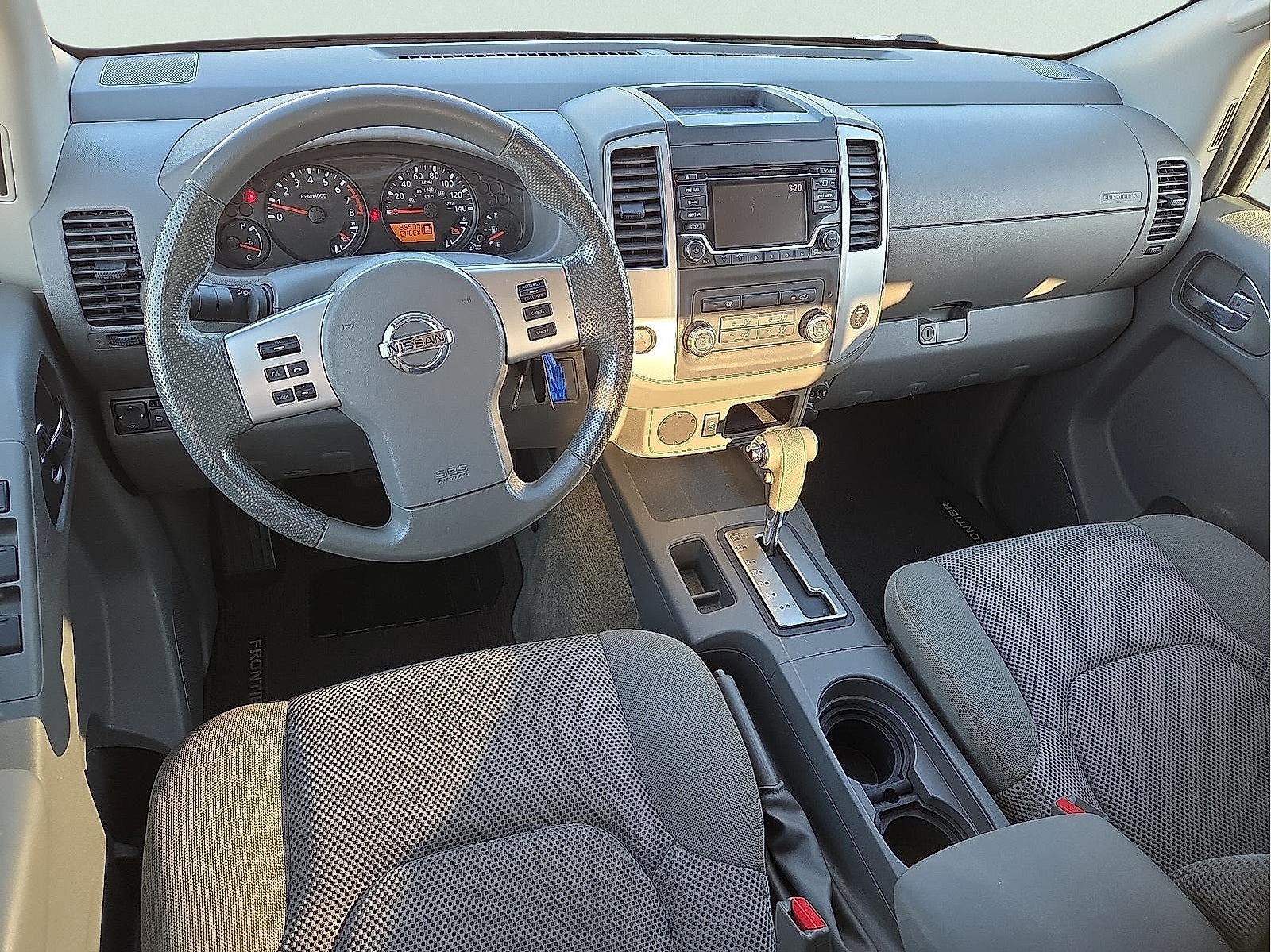 2017 Nissan Frontier SV