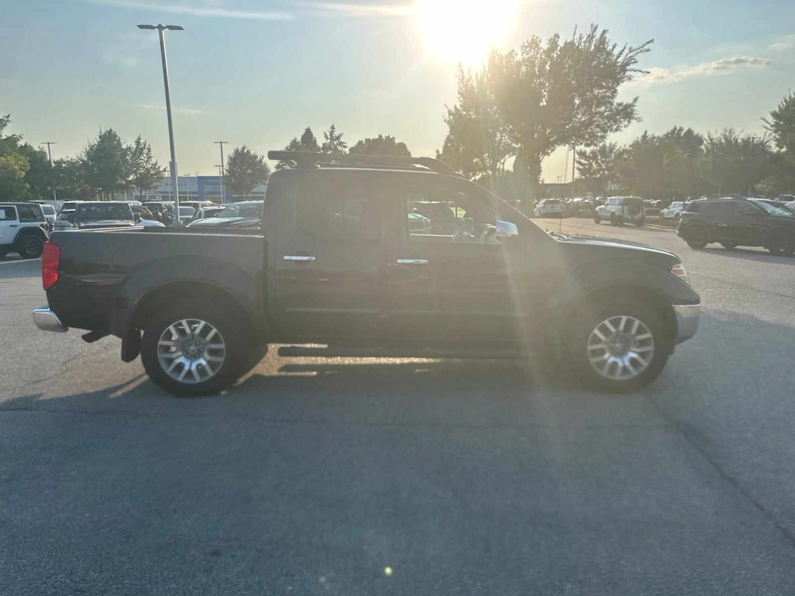 2010 Nissan Frontier LE