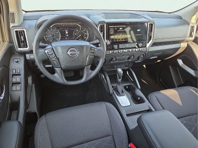 2025 Nissan Frontier SV