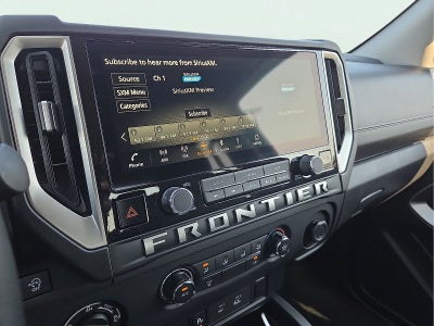2025 Nissan Frontier SV