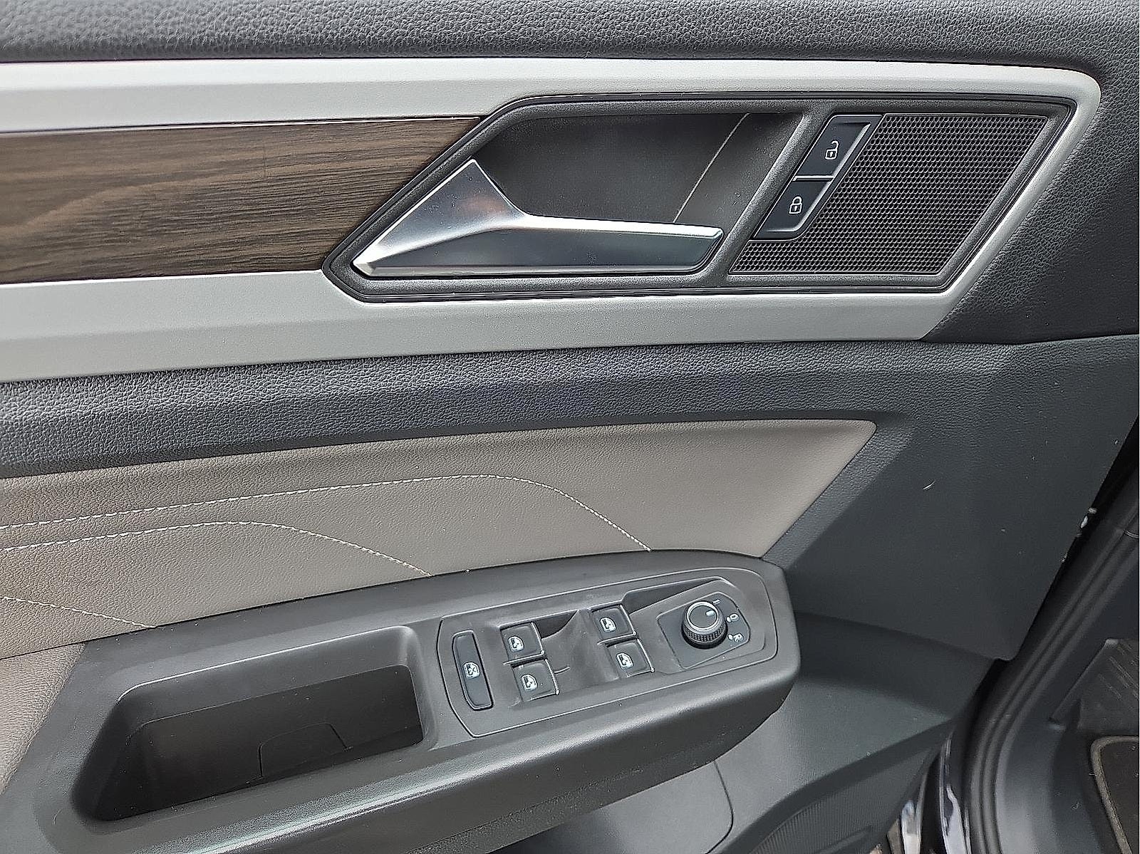 2023 Volkswagen Atlas 2.0T SE