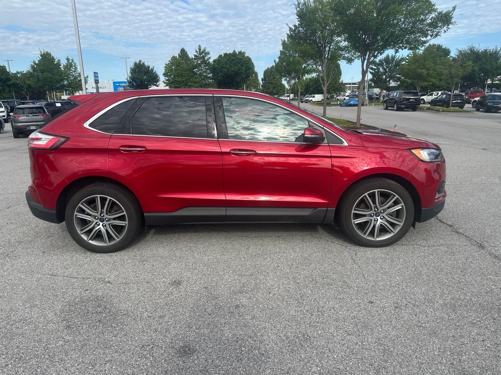 2022 Ford Edge Titanium