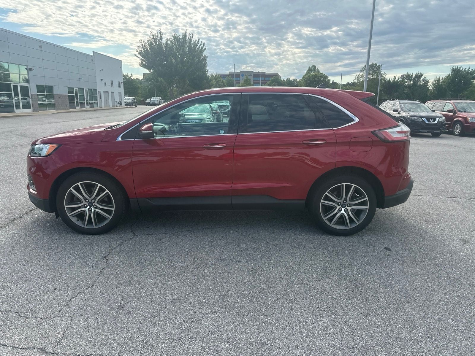 2022 Ford Edge Titanium