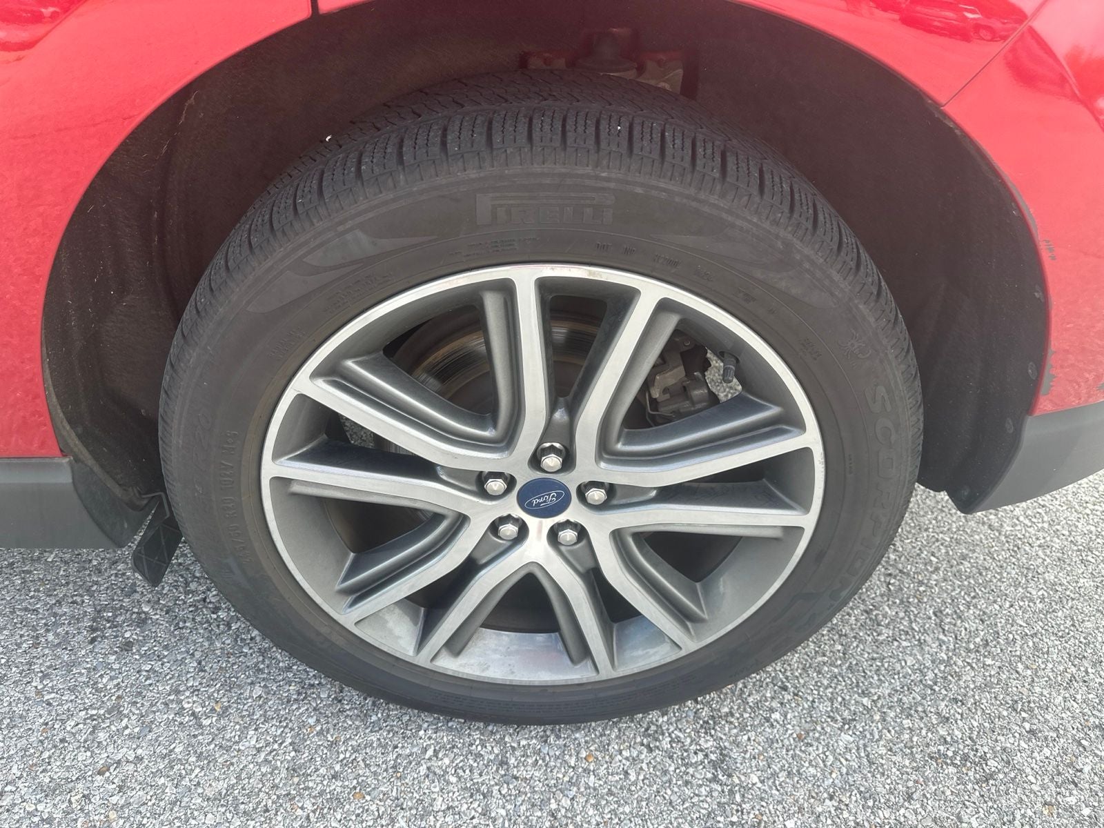 2022 Ford Edge Titanium