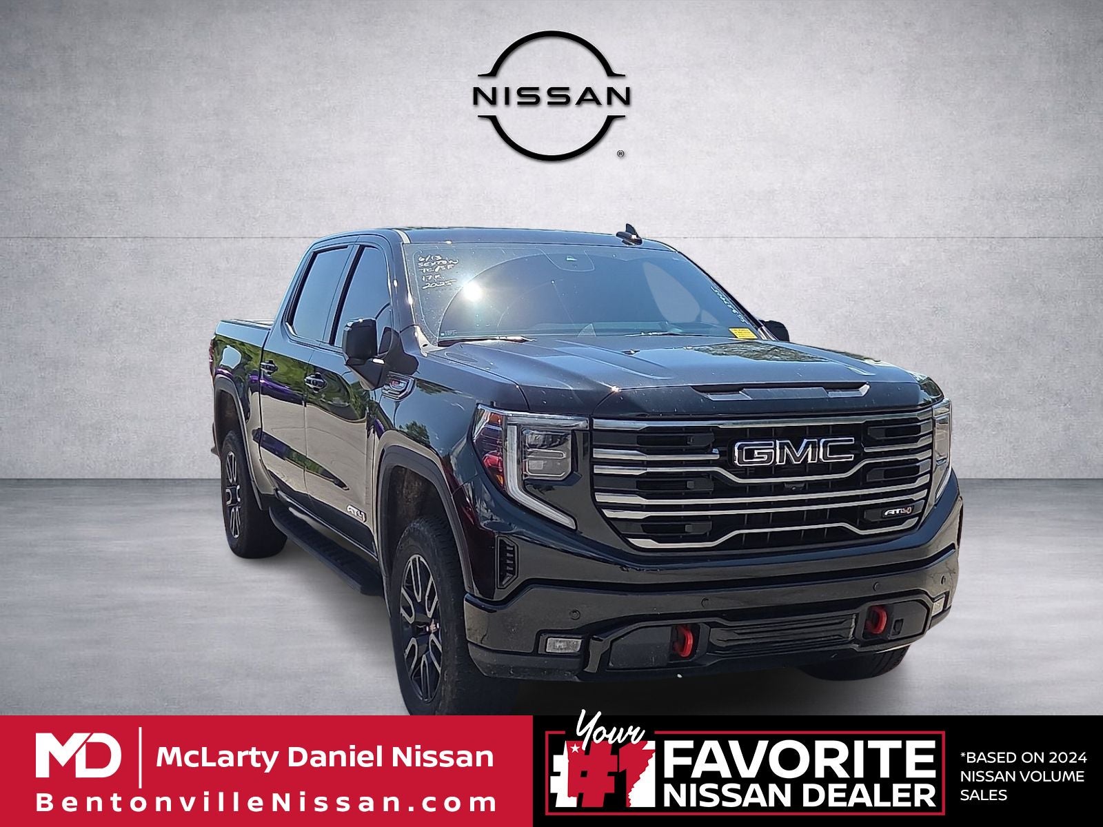 2025 GMC Sierra 1500 AT4