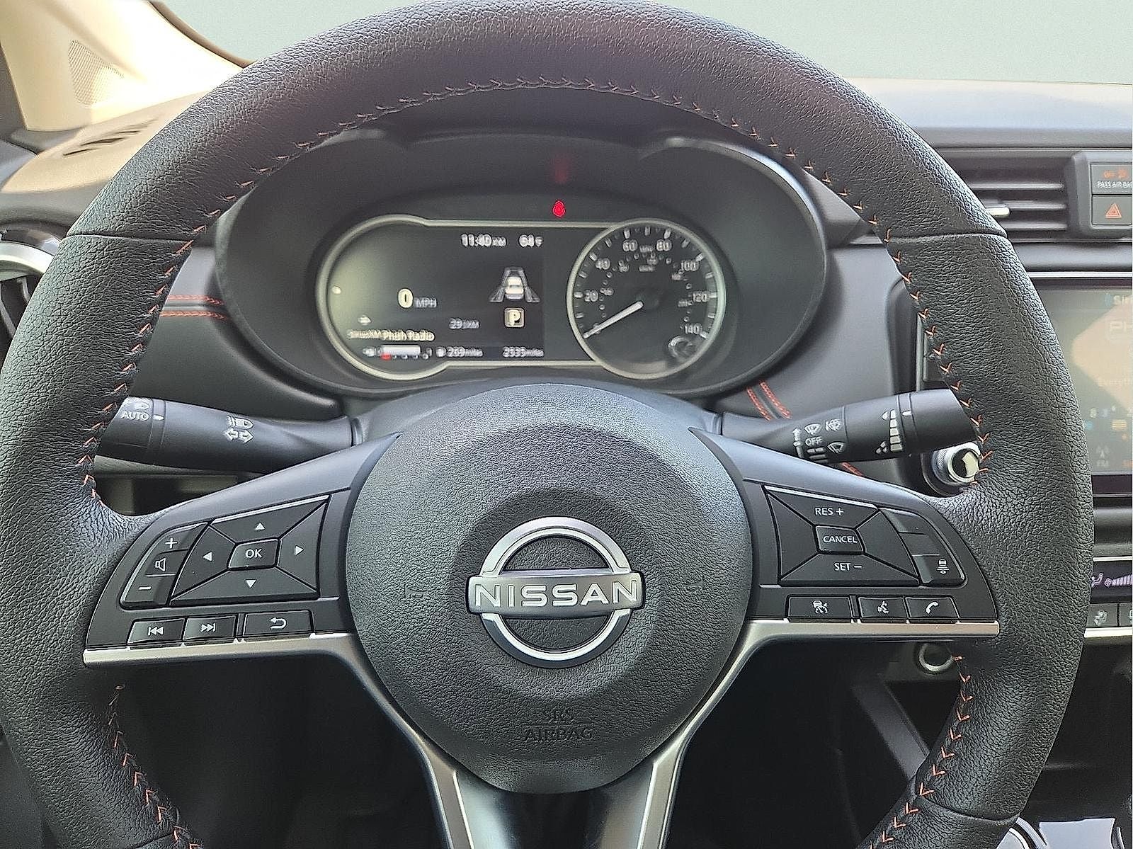 2025 Nissan Versa 1.6 SR