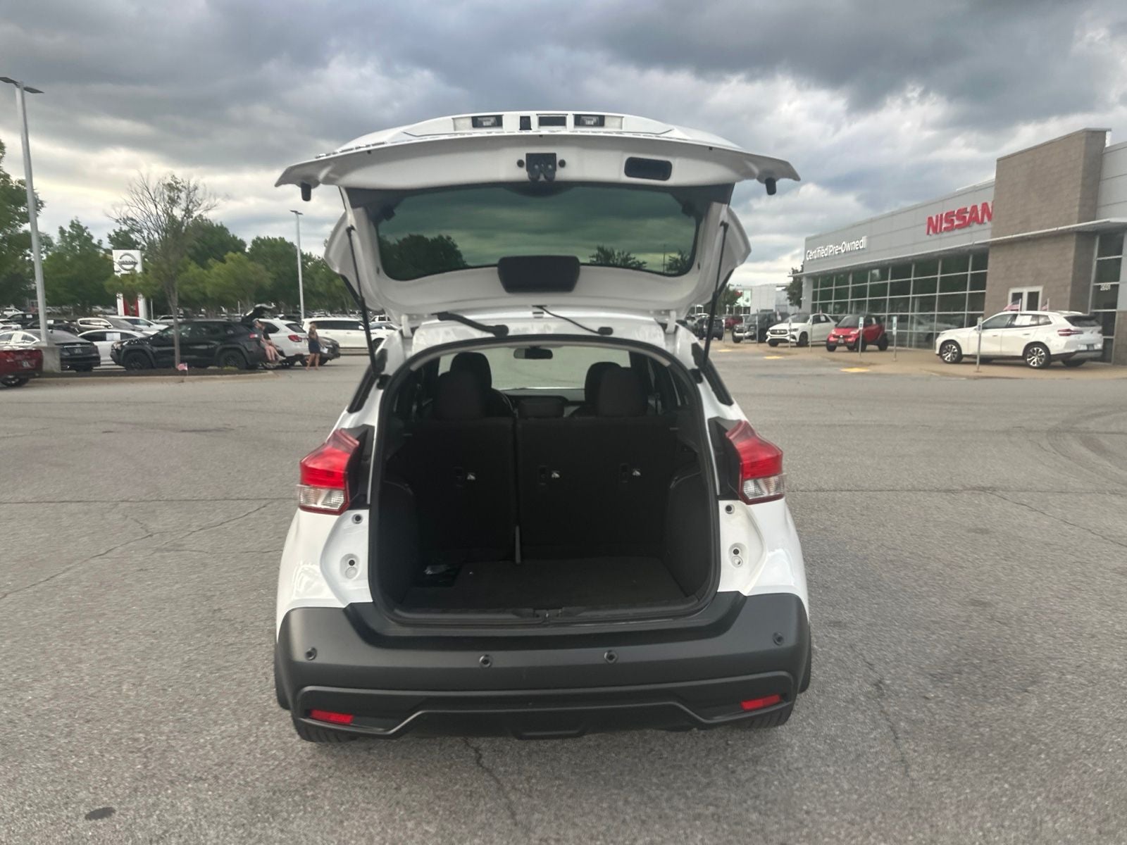 2020 Nissan Kicks S
