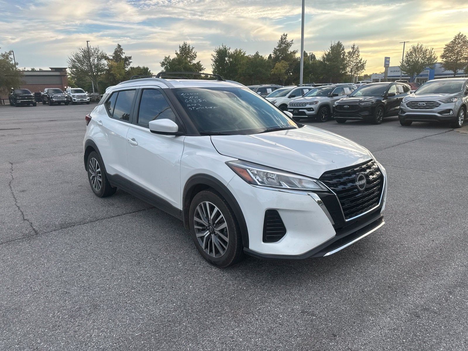 2023 Nissan Kicks SV