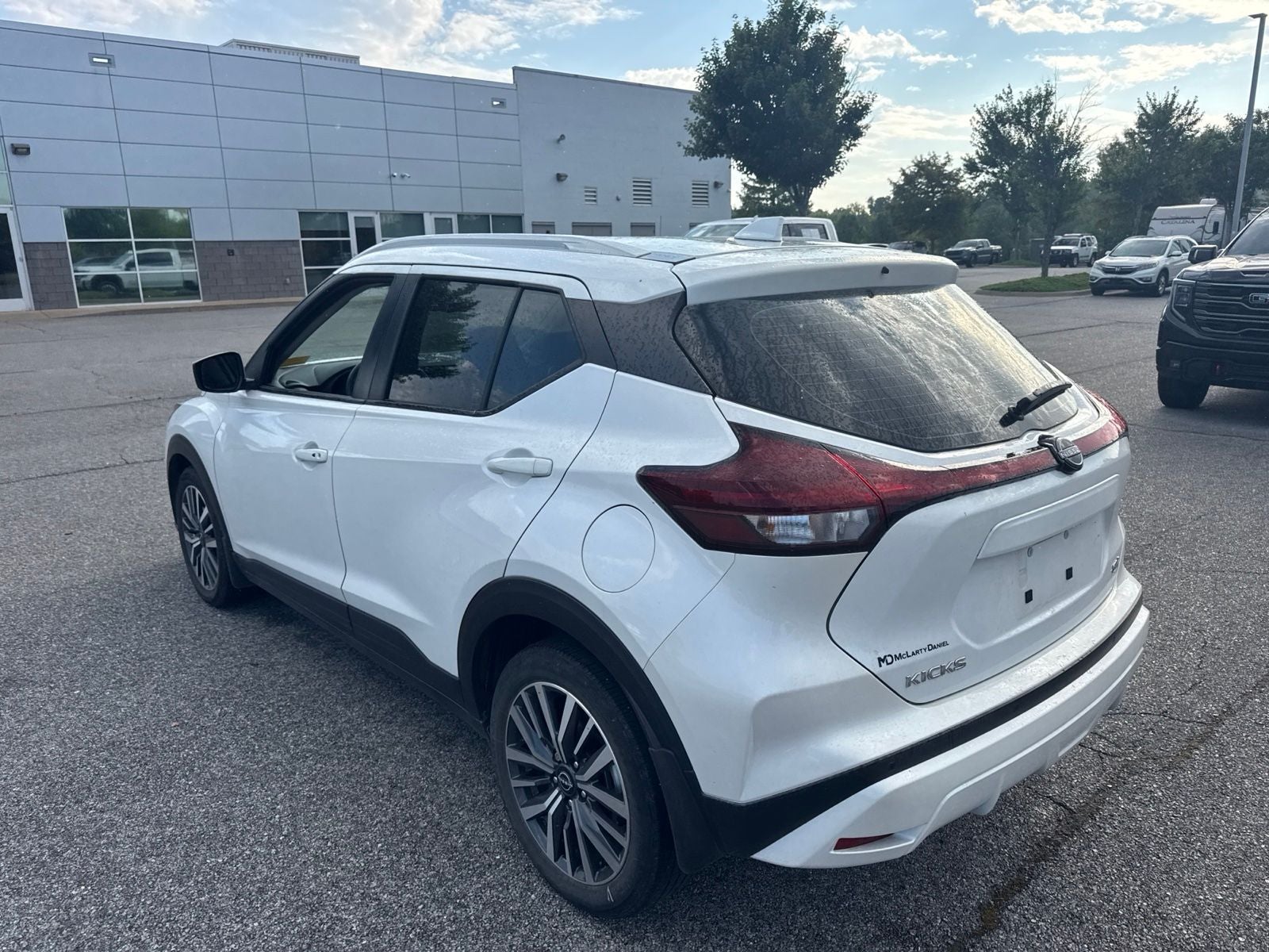 2024 Nissan Kicks SV