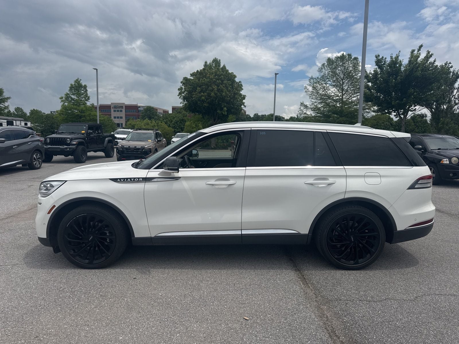 2023 Lincoln Aviator Reserve