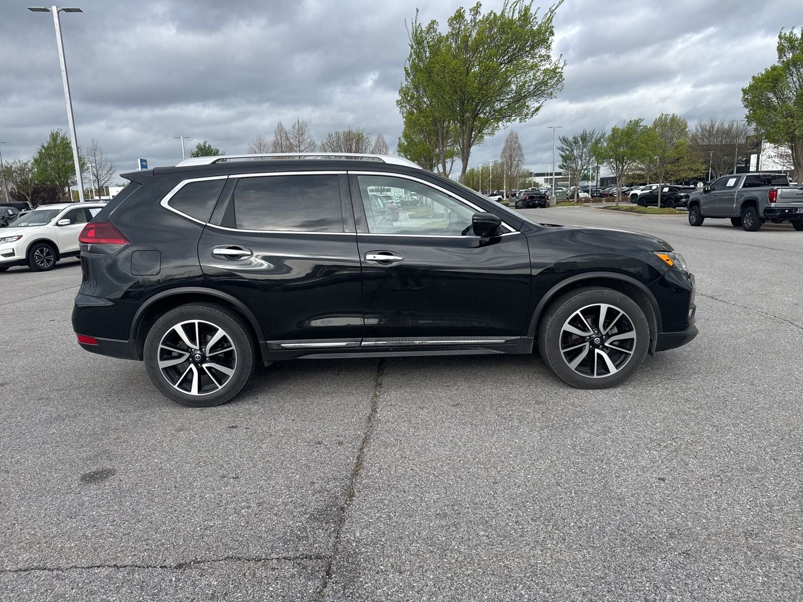 2019 Nissan Rogue SL