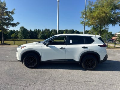2022 Nissan Rogue S