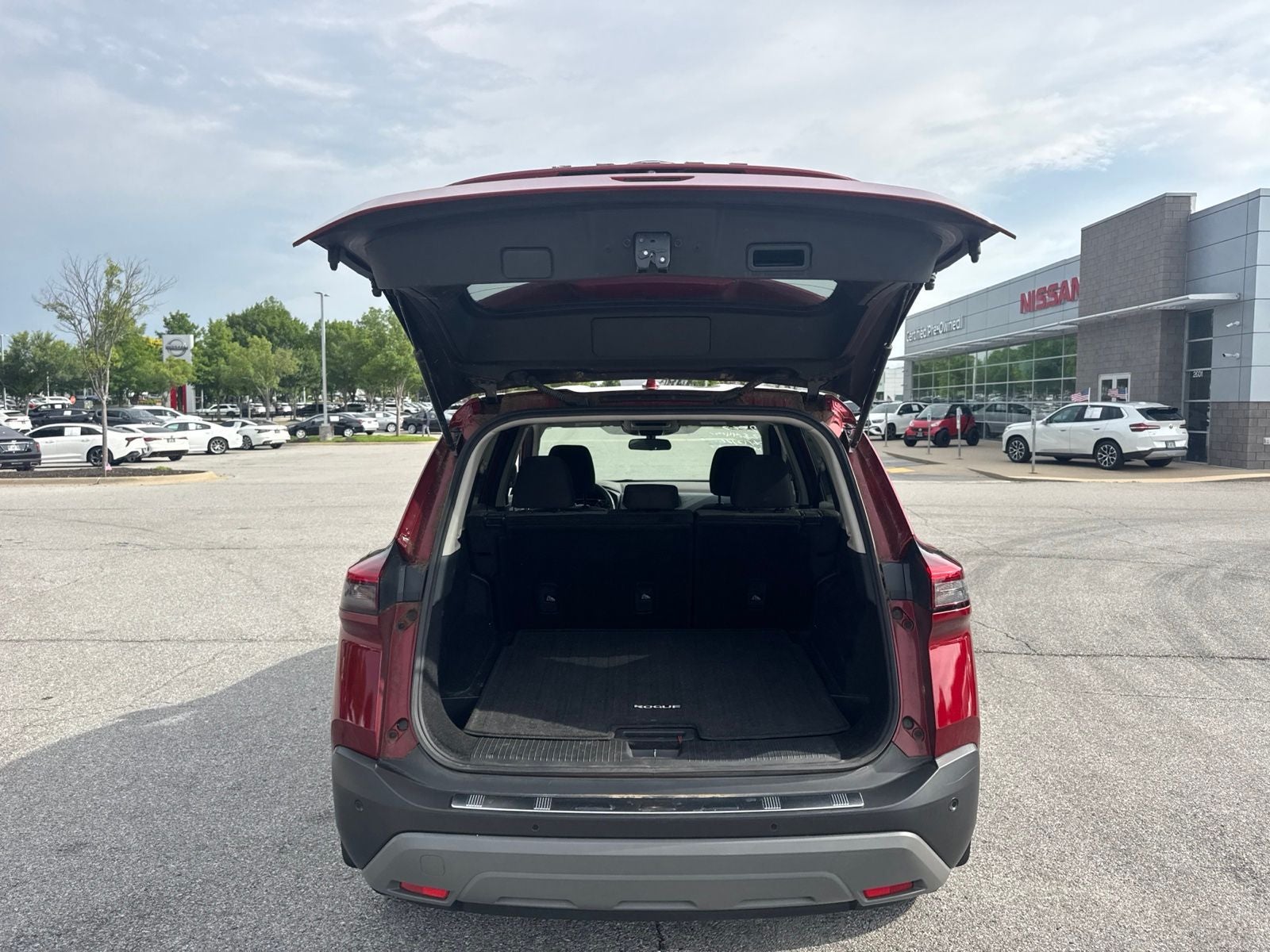 2023 Nissan Rogue SV